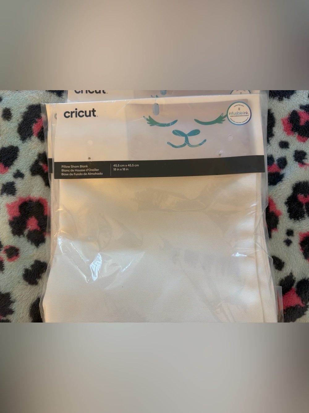 6 Cricut pillow sham blanks
